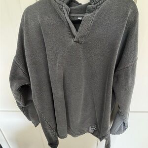Sloppy Joe’s Size 3 Women's Washed Charcoal Collar Pullover Top